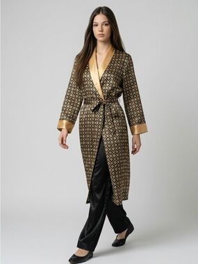 Victoria's Secret Black and Gold Diamond-Print Robe (never worn)